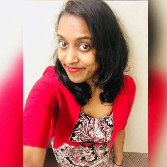 Meet your Posher, Chamini - Picture 1 of 1